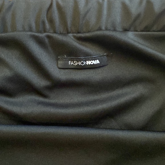 Olive Oil II Skirt In Black - Picture 2 of 2